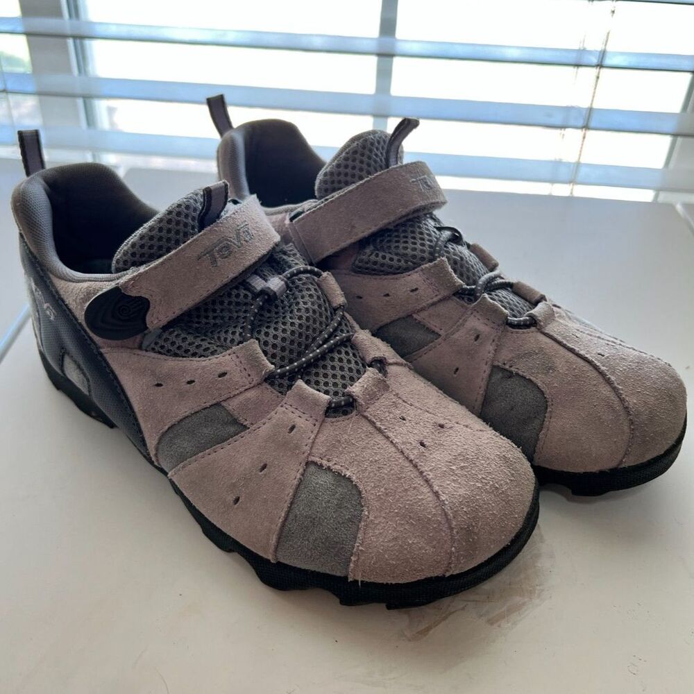 Teva Women's Hiking Sneakers Size US 6
